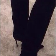 Новые женские сапоги до колена; модные женские сапоги на тонком высоком каблуке с острым носком; сезон весна-осень; женские сапоги до колена на высоком каблуке