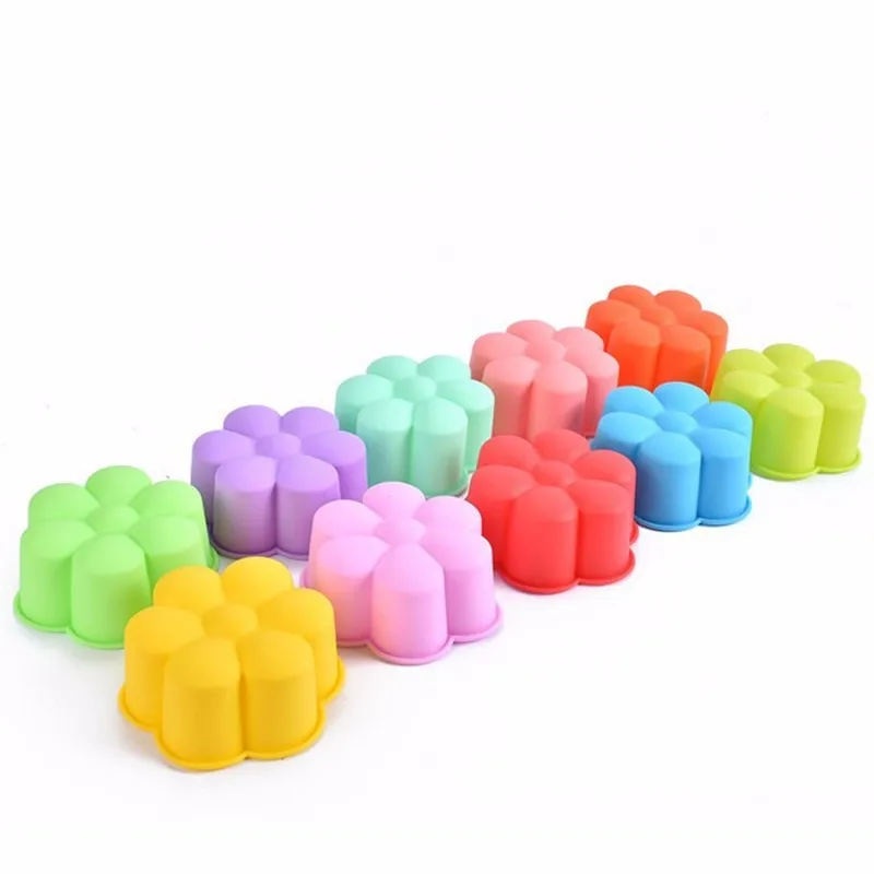 2477428765_1451239183