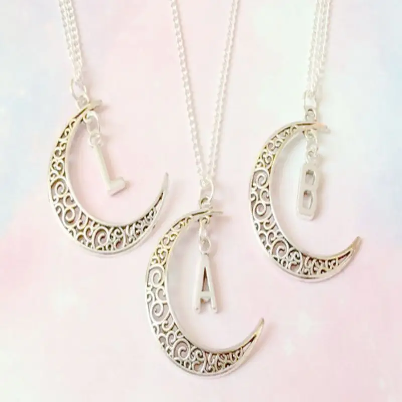 

26 Letters A-Z Hollow Moon Crescent Moon Necklace Pendant Vintage Silver Letter Chain Necklace Jewelry Birthday Friendship Gift