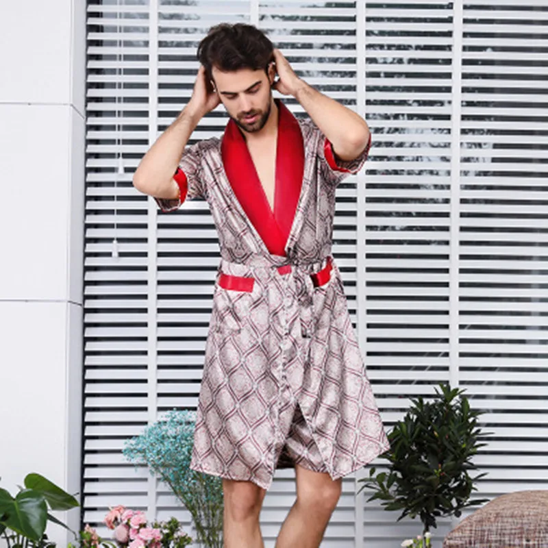 

Men Bathrobe Silk Long Robe Sexy Plaid Man Home Sleepwear V-Neck Short Slevess Summer Fashion Gown Pyjamas