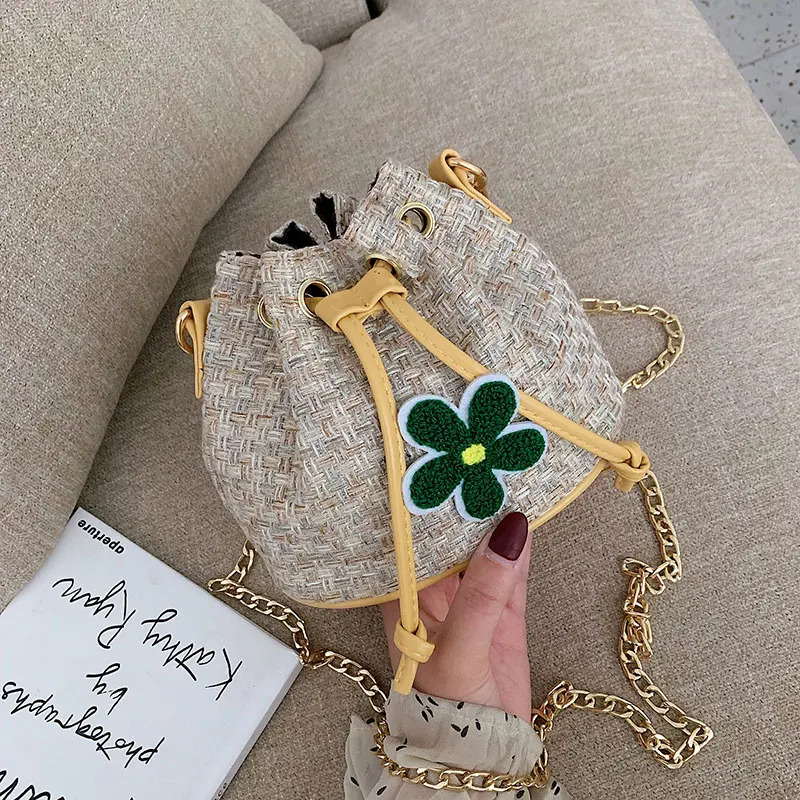 

Ins Super Fire Bag Girl 2019 New Korean Version of Occidental Chain Single Shoulder Bag Fashion Baitao Slant Drum Bag