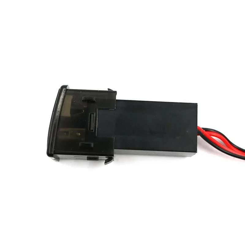 Горячая USB Интерфейс гнездо автомобильного Зарядное устройство для isuzu 5 В 2.1a USB Интерфейс гнездо телефон Зарядное устройство Разъем