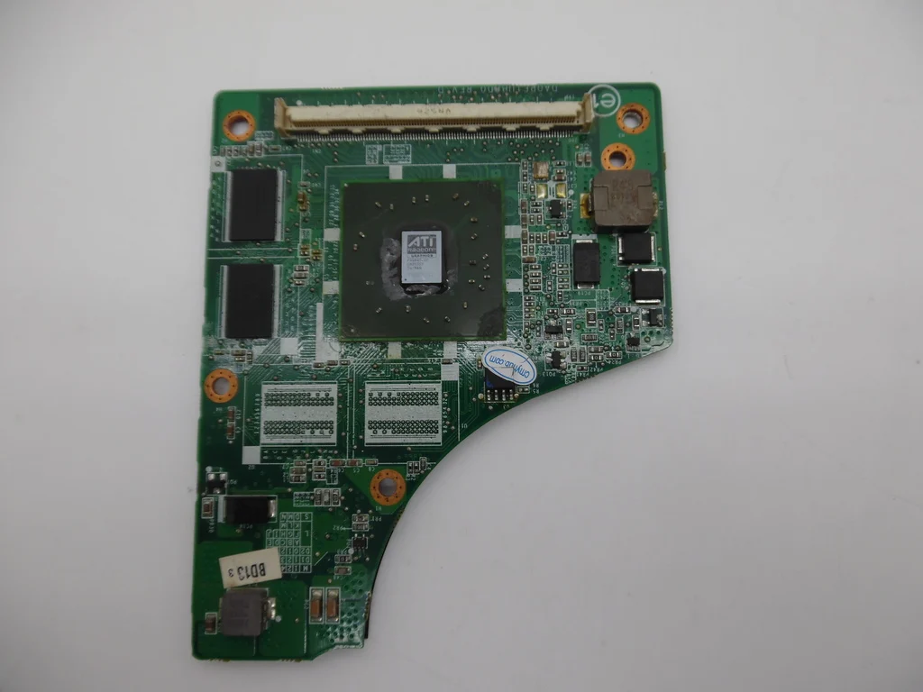 Графическая плата для ноутбука BenQ P53 256M daвесенf1ub8d0 REV: D ATI 3470 (216-0707009) б/у 90% новый |