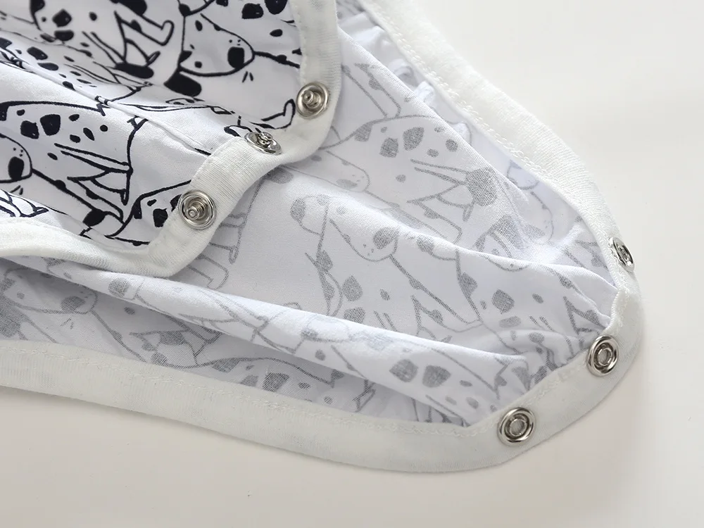 4345524439_2068599042