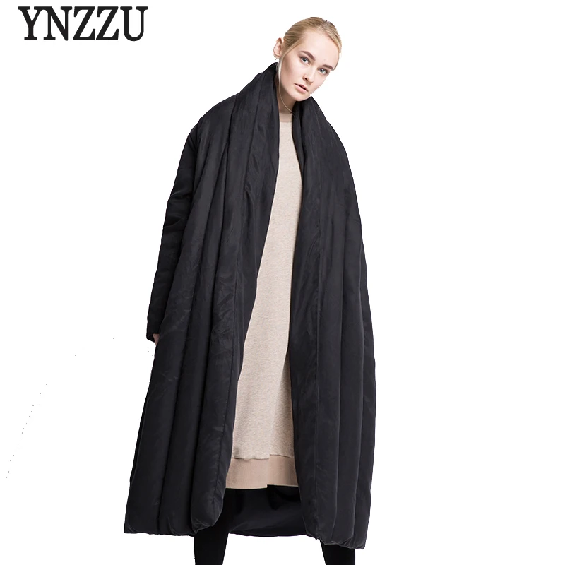 

YNZZU Brand Luxury Winter Jacket Women European Style Extra Long Quilt Warm Loose Duck Down Coats Female Snow Overcoat YO374