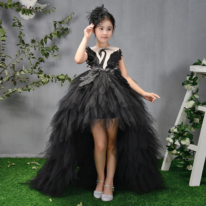 

Luxury Long Trailing Flower Girl Dresses Beading Ball Gown Kids Pageant Dress Birthday Stunning Swan Feather Princess Dress B106