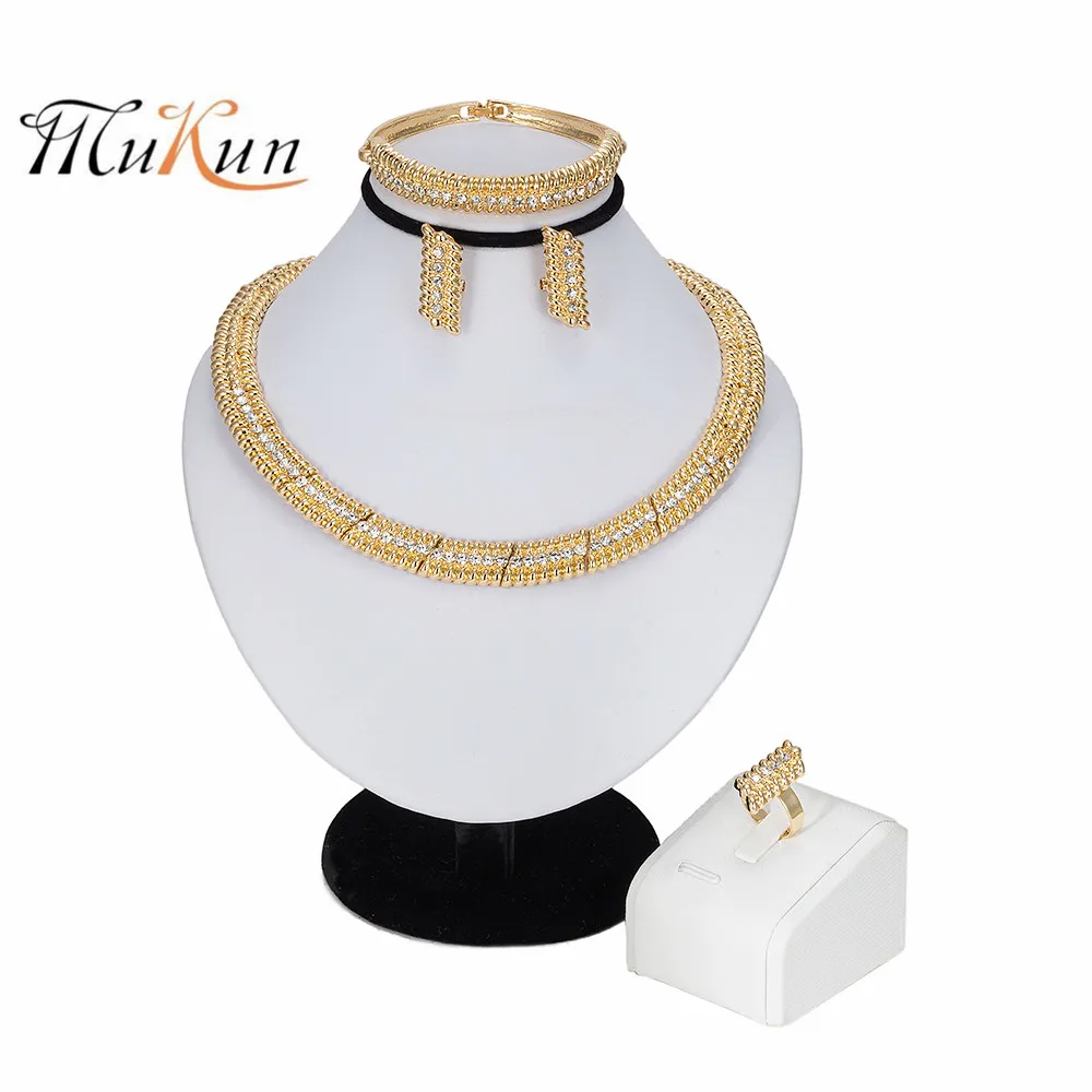 

MUKUN new wholesale Exquisite Dubai Jewelry Set Luxury Gold Color Nigerian Wedding African Beads Jewelry Set Women stume Design