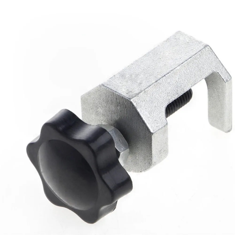 D8358-C7