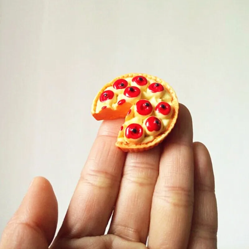 miniature pizza