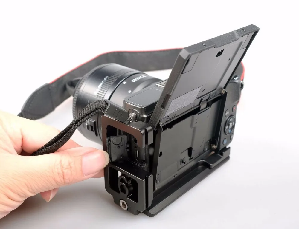 Вертикальный держатель L FLCM6 Pro для камеры Canon EOS M6|Моноподы| |