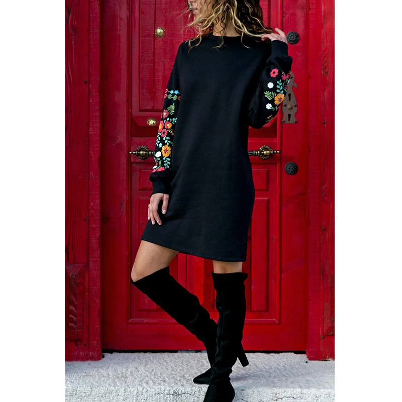 

2018 women's winter temperament fashion solid color printing straight long-sleeved thick casual mini round neck mini dress