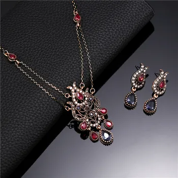 

Indian Wedding Jewelry Sets For Women Antique Gold Color Multi Color Crystal Water Drop Pendant Necklace And Earrings Set