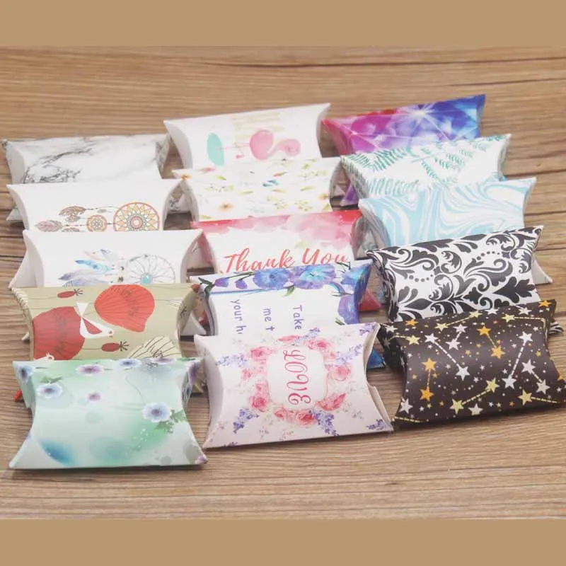 

Wholesale pure color Black&White& Camel Pillow Shape paper& Kraft Wedding Candy&birthday Favor Gift Box Size 2*5.5*8cm10PCS/1lot