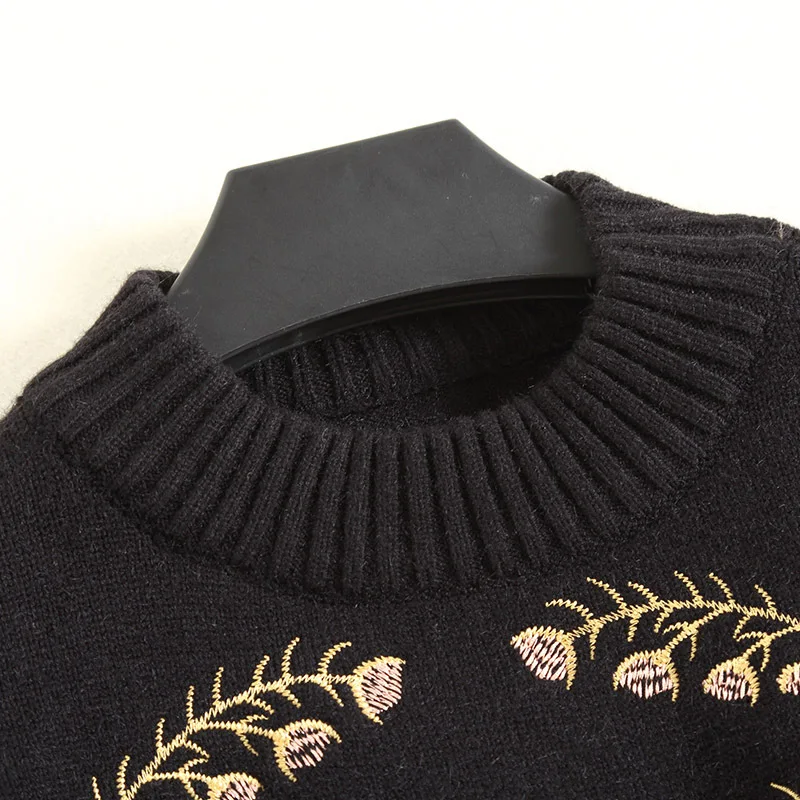 Elastic knit embroidery loose pullovers sweater 2018 new long sleeve plus size women autumn sweater