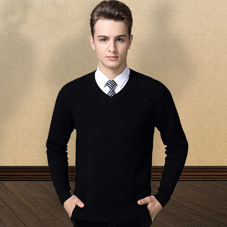Black v neck pullover Clearance