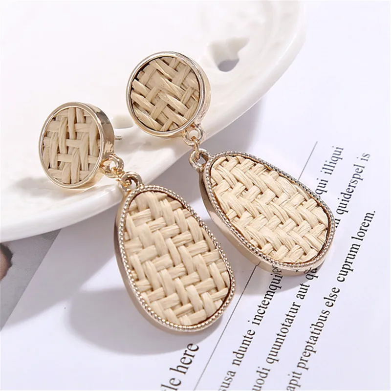 

Simple Handmade Wooden Straw Weave Rattan Alloy Round Earrings for Women Female Natural Vine Braid Geometric Drop Earrings