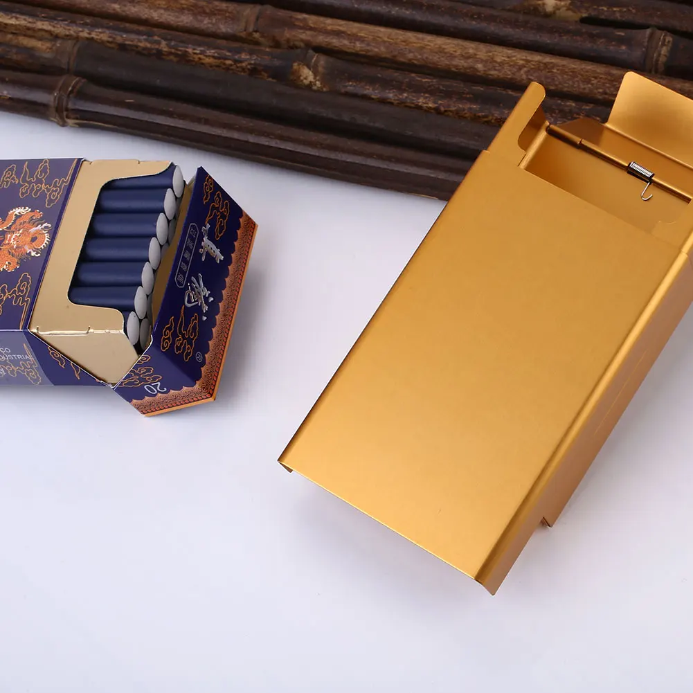 

Ultra Thin Creative Cigaret Case Metal Box Gift Cigarette Holder For Male