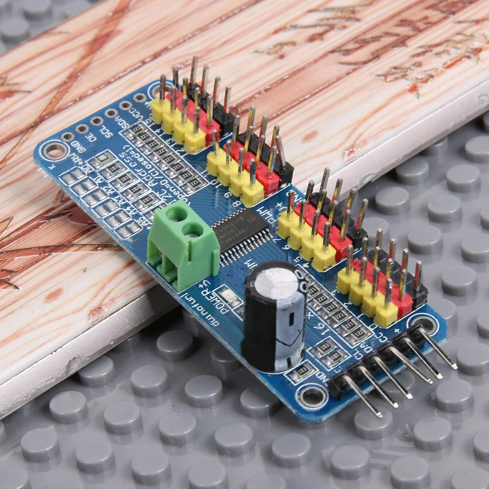 

VKTECH PWM/Servo/Drive Plate 16 Channel PWM Controller IIC Port for Arduino Robot Module