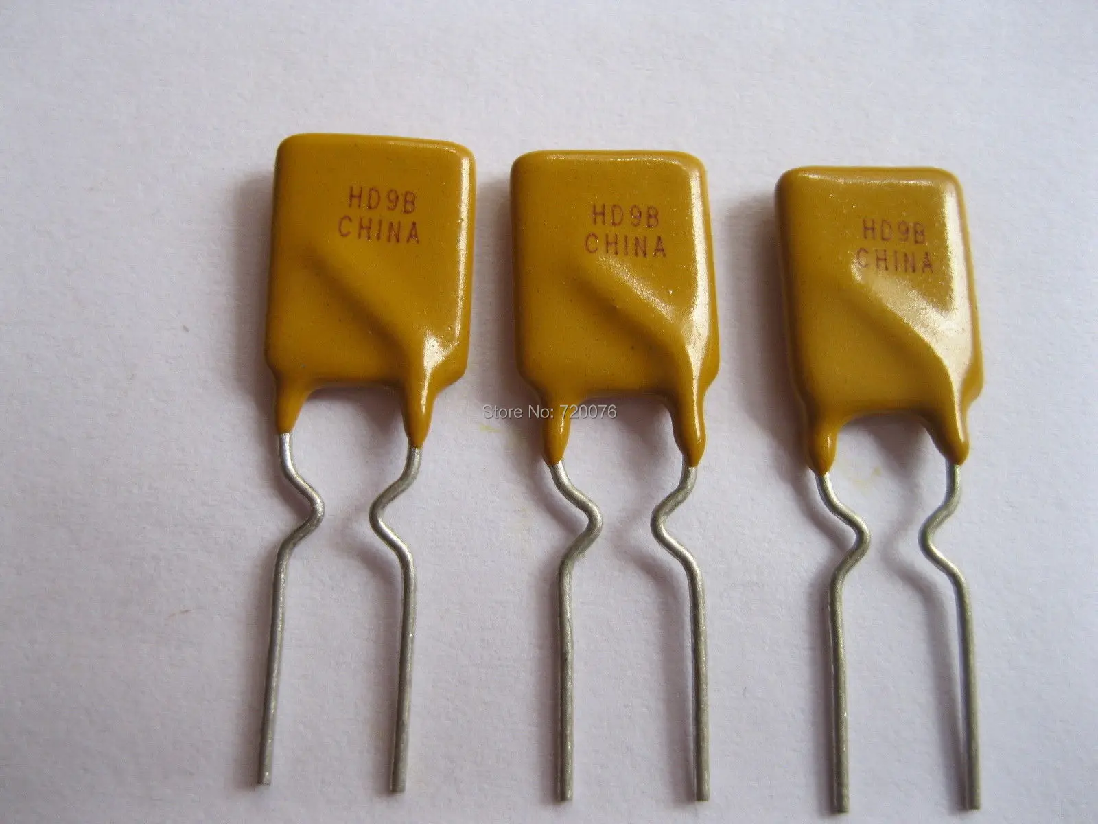 

500 pcs Resettable Fuse 30V 1.6A Radial Leaded PPTC PolySwitch New