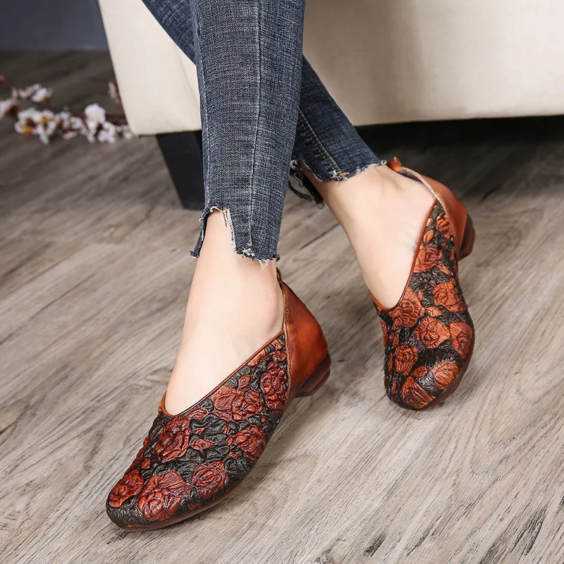 2018 Handmade women's shoes spring fashion casual flat shoes retro embossed leather low heel shallow mouth shoes Actmdall