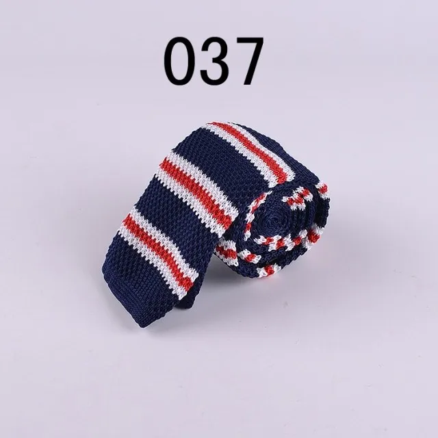 037