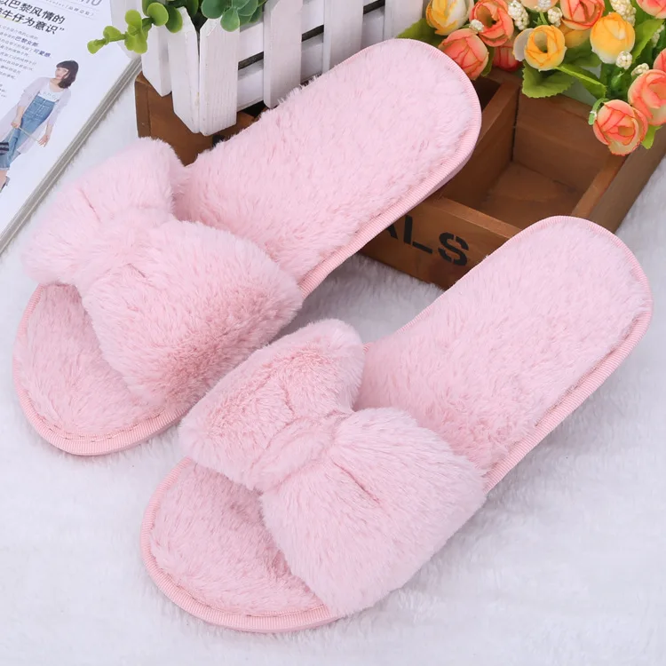 

Slippers Women Zapatos Mujer Slip on Sliders Fluffy Faux Fur Flat New Soft Female Casual Slipper Flip Flops Winter Shoes Women