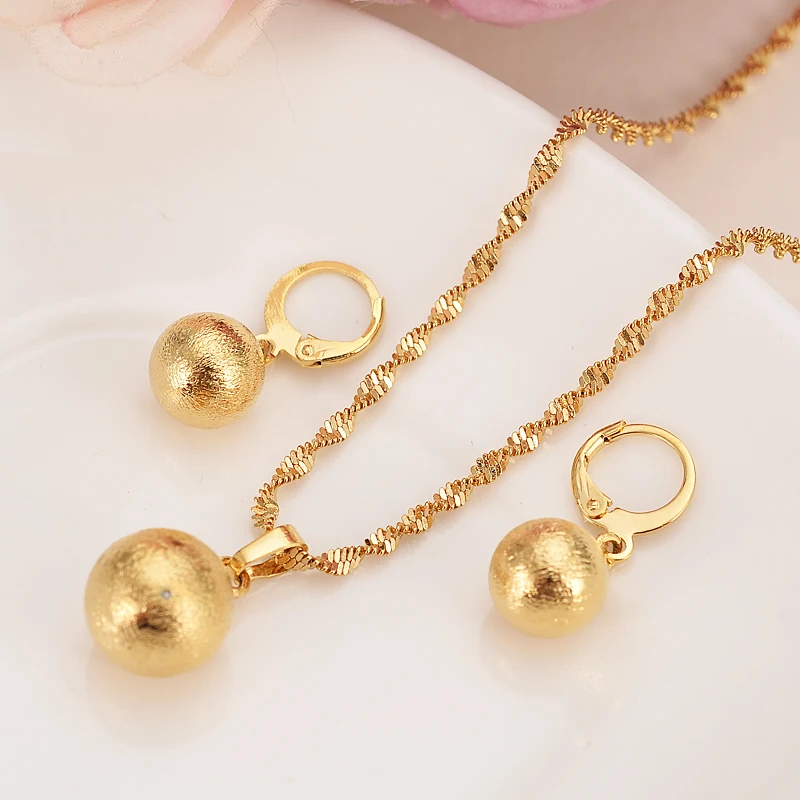 small Round Ball Pendant Necklace chain 