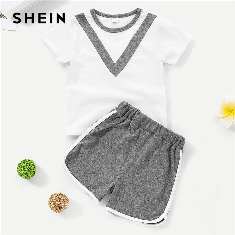 SHEIN Kiddie Casual Contrast Panel Tee With Shorts Toddler Girls Clothing 2019 Summer Active Wear Kids Suit For Girl Sportwear SHEIN Kiddie Casual Contrast Panel Tee With Shorts Toddler Girls Clothing 2019 Summer Active Wear Kids Suit For Girl Sportwear