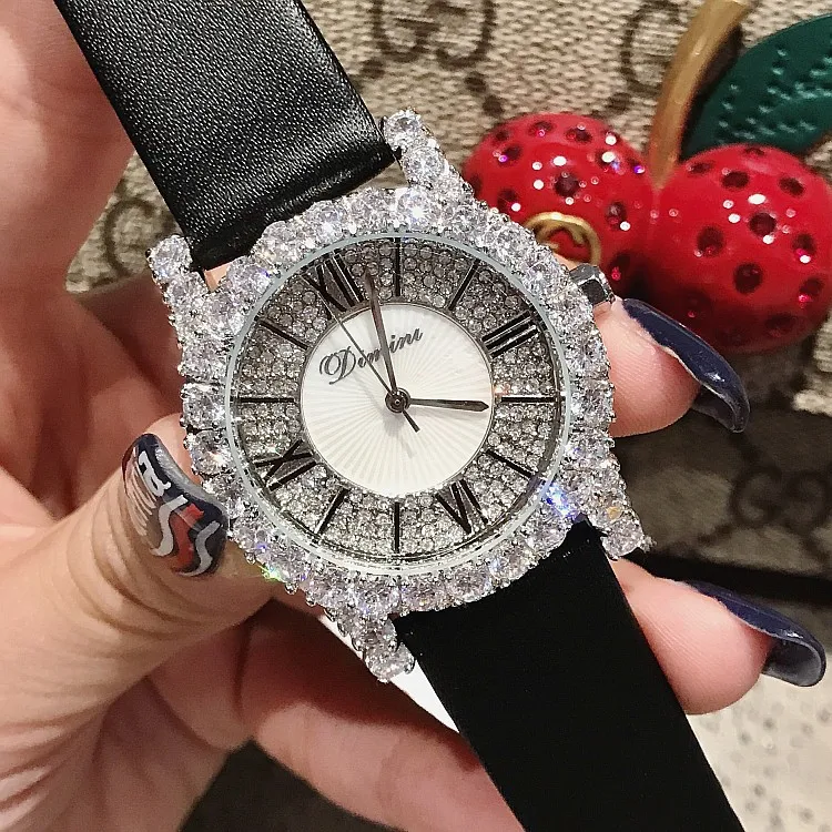 

Fashionable Silver-white Zircon Roman Women's Watch Individual Leather Belt Watch Watch Diamond Watch