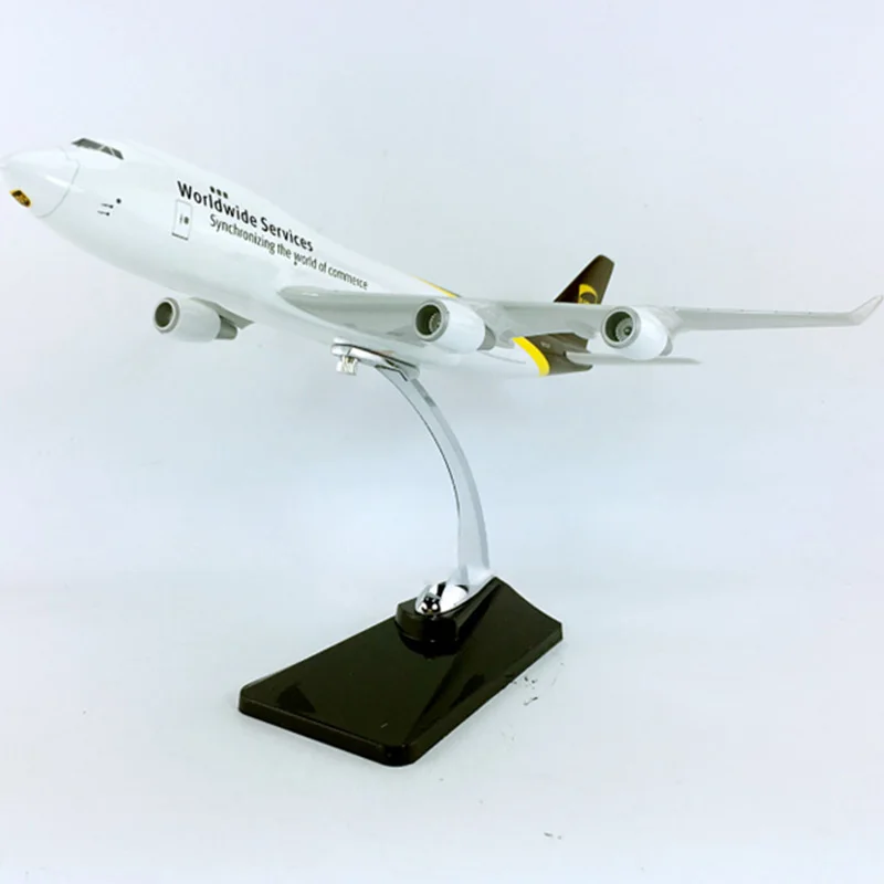 

36CM 1:195 Boeing B747-400 Model UPS World Wide Service Airline Base Alloy Aircraft Plane Collectible Display Model Decoration
