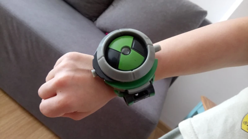 2 типа Ben 10 Ultimate Omnitrix часы стиль Япония прожектор часы игрушки для детей мальчиков и девочек