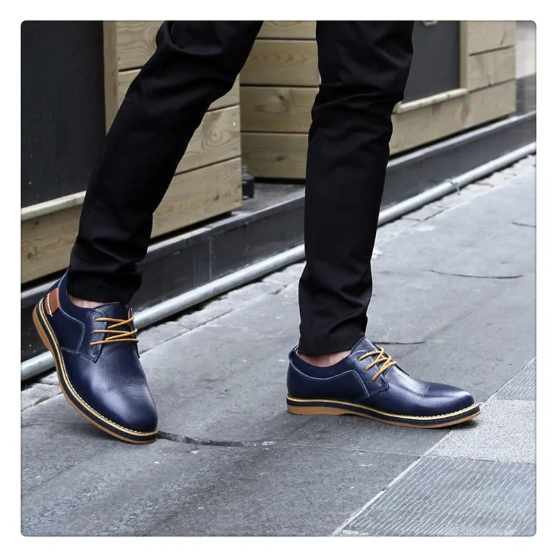 Повседневные мужские кожаные модельные туфли для офиса; размеры 38-44; Лидер продаж; брендовые модные оксфорды на плоской подошве; Цвет черный, синий, коричневый