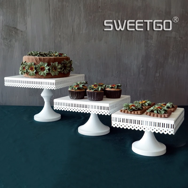 

White Lace Cake Stands Bakery Coffee Shop Bread Coffee Display Tray Metal Wedding Cake Decoration Food Cupcake Plates