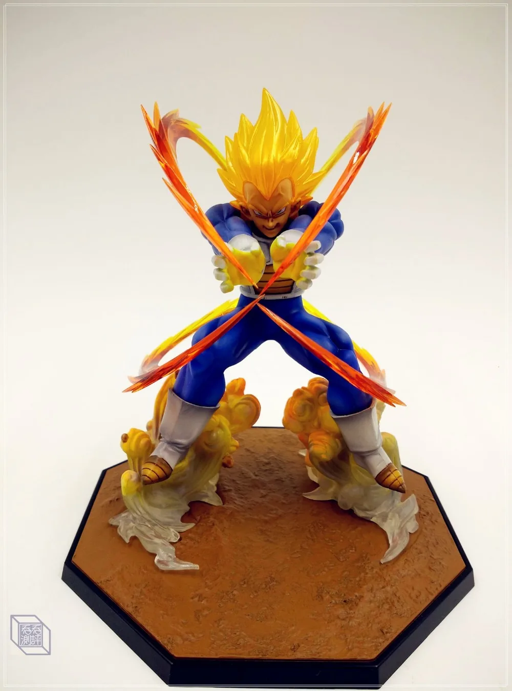 

MODEL FANS Dragon Ball Z Absolutely genuine BANDAI Figuartszero supper saiyan Vegeta PVC figure toy Decoration