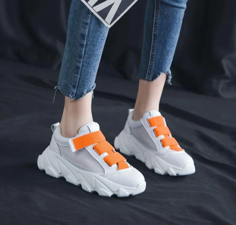 9207