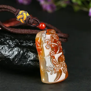 

Natural Ice-coloured Chalcedony Carved Magpie Plum Blossom Sweater Chain Women Jade Pendant Necklace Happy to hang on Eyebrows