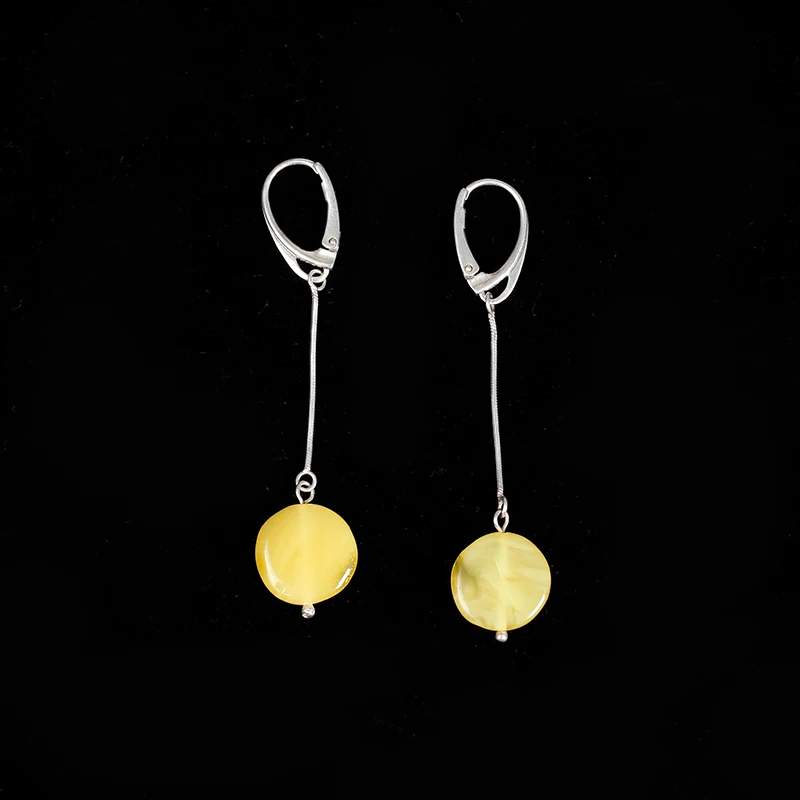 

Simple wild Korean earrings natural amber beads sterling silver hypoallergenic earrings identification design factory direct