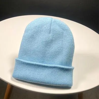 Cozy Unisex Knitted Beanie - Soft, Warm, and Stylish Winter Hat