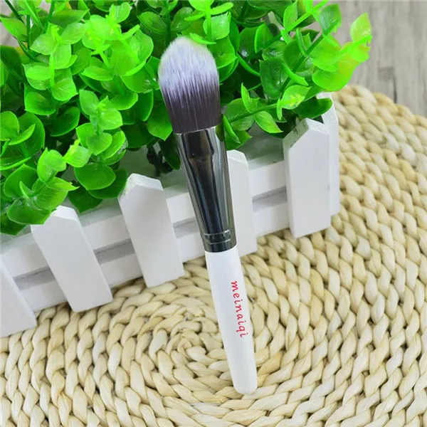 

1PCS White Soft Contour Face Powder Foundation Blush Brush Makeup Cosmetic Tool Wood Makeup Brushes pinceaux de maquillage