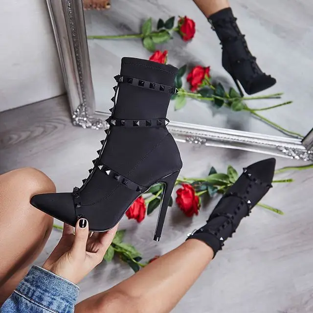 Высокая обувь на каблуке Дамы на осень-зиму модные ботинки до середины икры Женская мода заклепки туфли-лодочки с острым носком черный, красный Большие размеры botas mujer