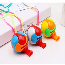 Спортивные товары пластмассовый свисток детские игрушки цветные радующие опровергающие рефери свистки вентиляторы Прямая с фабрики