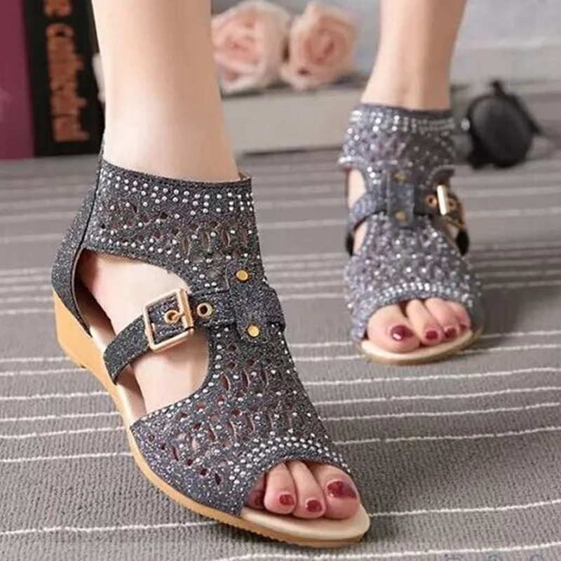 

Sandals Women Sandalia Feminina 2018 Casual Rome Summer Shoes Fashion Rivet Gladiator Sandals Women Sandalia Mujer