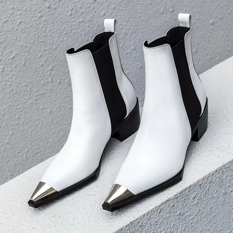 Сезон весна-осень; Классический дизайн; цвет черный, белый; кожаные ботинки «Челси» с острым носком на квадратном каблуке; удобная женская обувь на квадратном каблуке