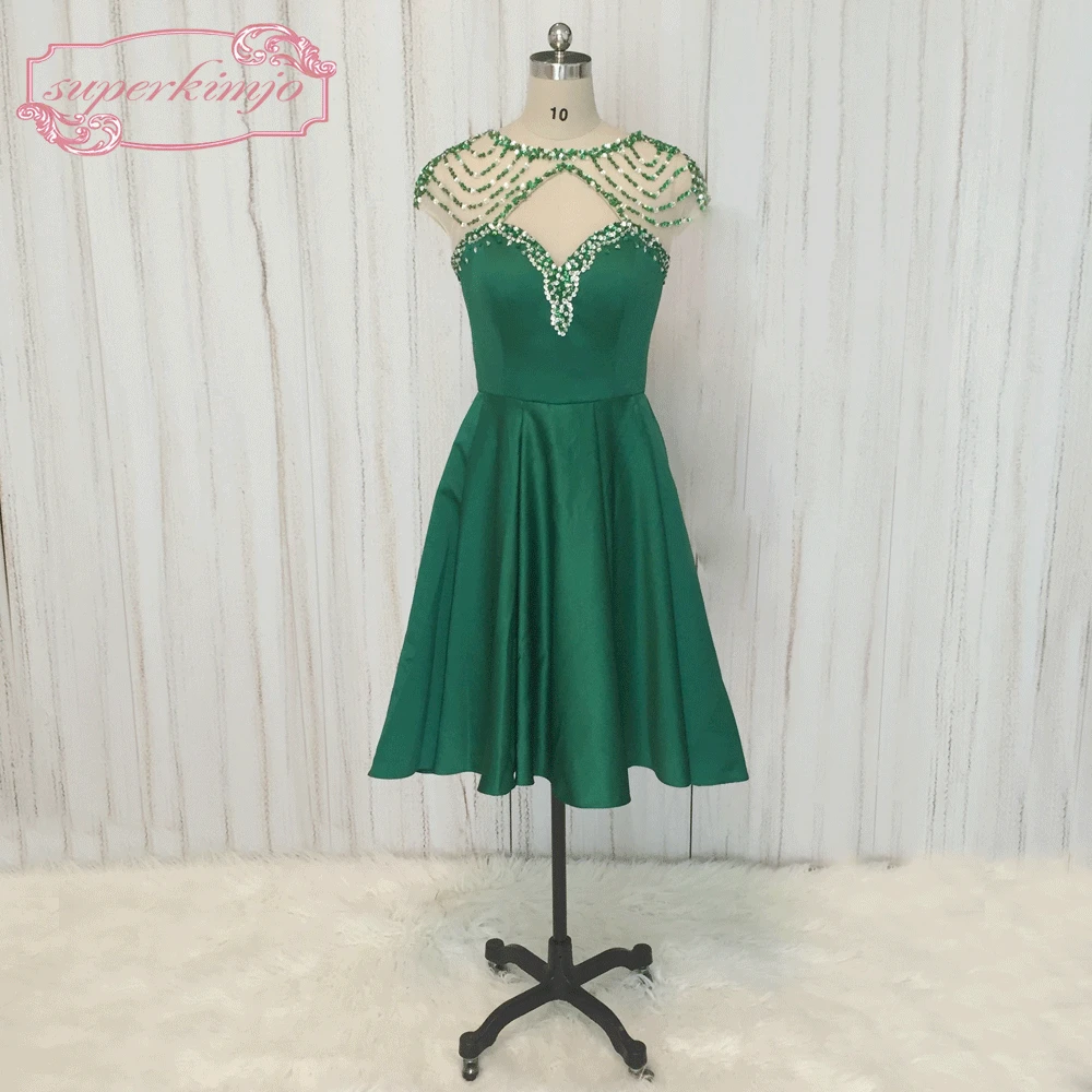 vestido de formatura verde curto