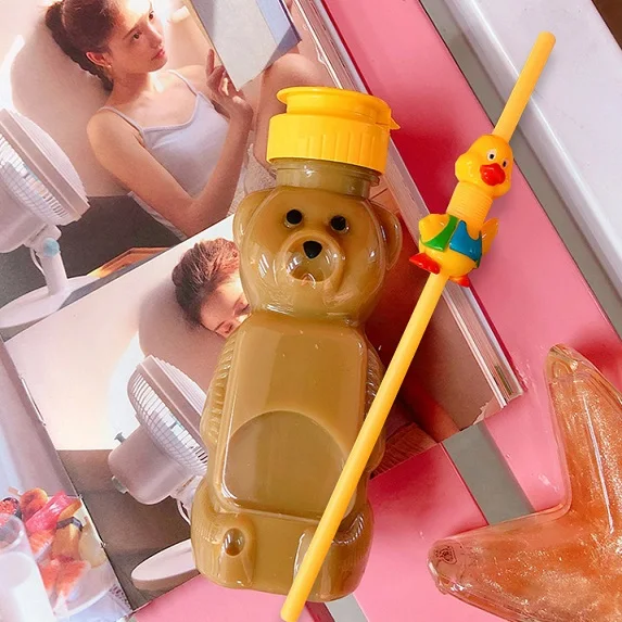 Lovely Portable Bear Bottle Beverage Bottle Straw Plastic Transparent Cup Children Bear Bottle Bear Festival Aquarius - Цвет: Bottle and Straw