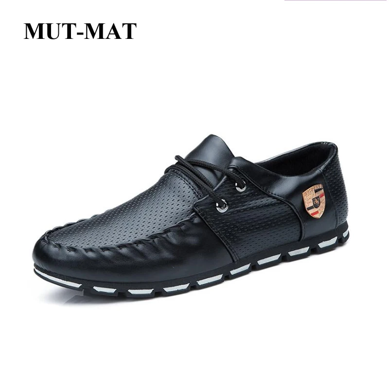 Spring New Style Men Casual Shoes With Metal Decoration Men Loafers Breathable Artificial Leather Shoes Men Flats Driving Shoes