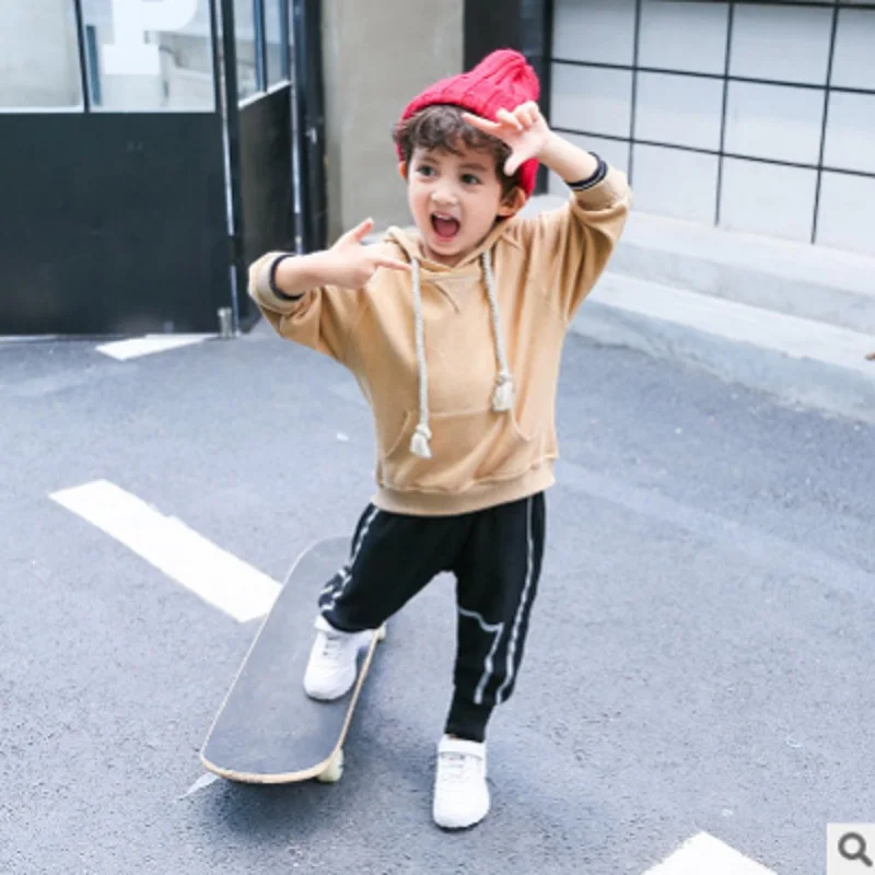 

Children's Hoody Boys T-shirt 2018 New Spring and Autumn Children Long Sleeve Fashion Leisure 2 Solid Colors Size3-12 ly086