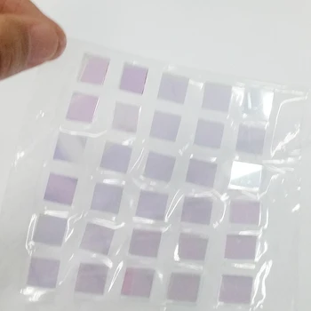 

Optical spectroscopic glass with 70/30 45 degree transmittance and 70 reflex 30 degree reflector 10*10*1.1 mm