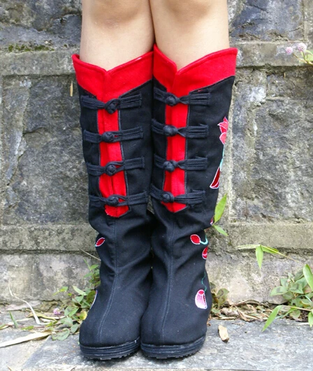Осенне-зимние женские сапоги на плоской подошве в национальном стиле, с круглым носком, с вышивкой, увеличивающие рост, увеличивающие рост, модные сапоги до колена, Размеры 35-40, SXQ0812 - Цвет: Черный