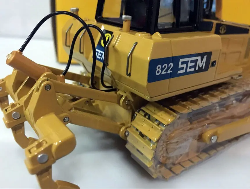 SG модель гусеница SEM 822 бульдозер масштаб 1/35 литье под давлением|caterpillar model|caterpillar